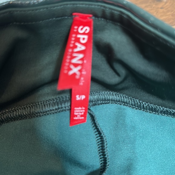 Spanx. Dark green leggings. Worn a handful of times. - Picture 3 of 3